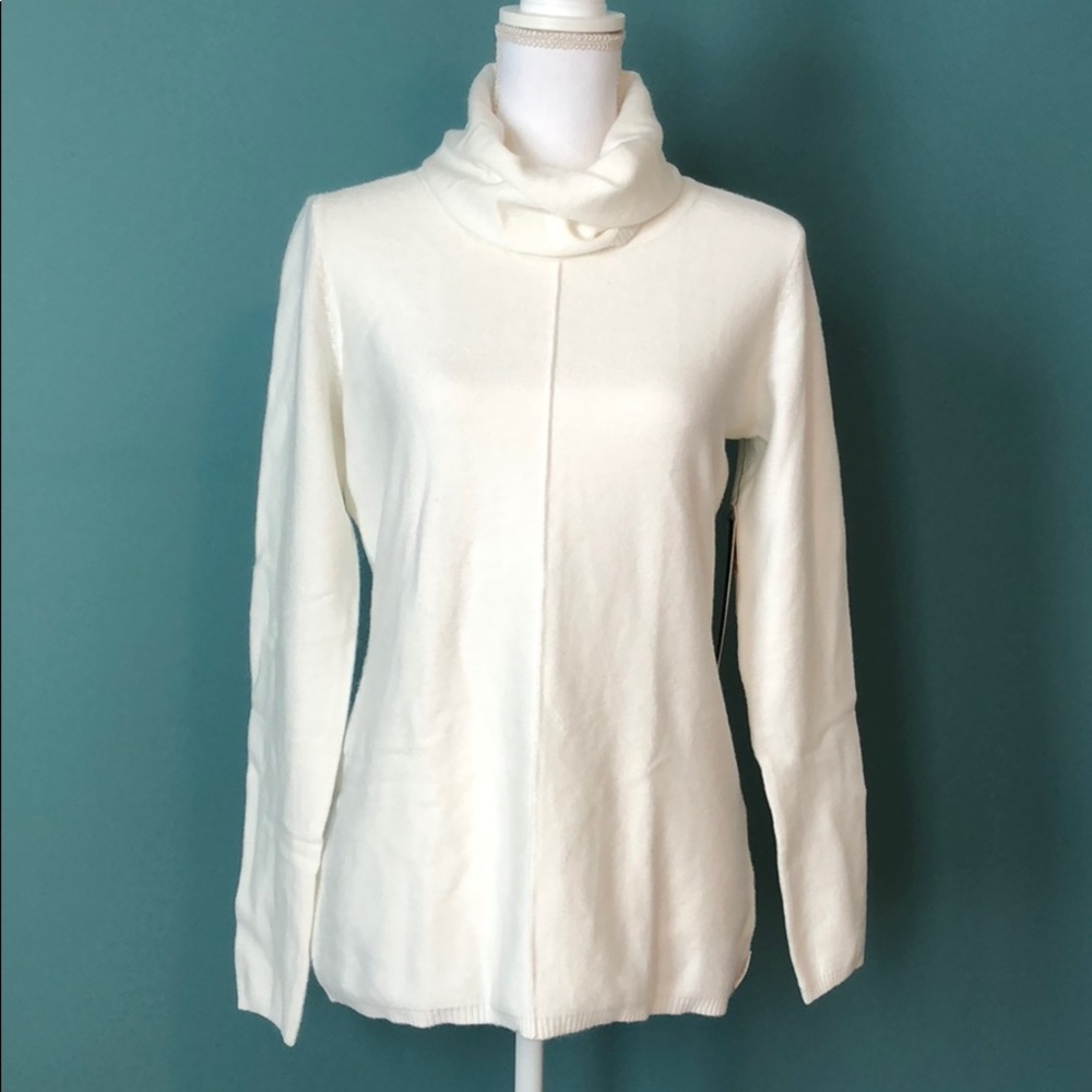 NWT WHITE Calvin Klein jeans sweater